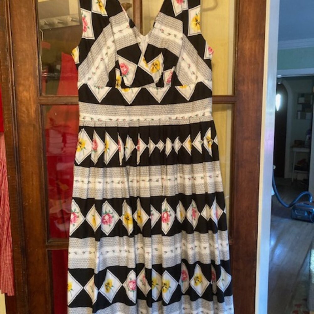 Retrospec'd Elizabeth Black Floral Dress